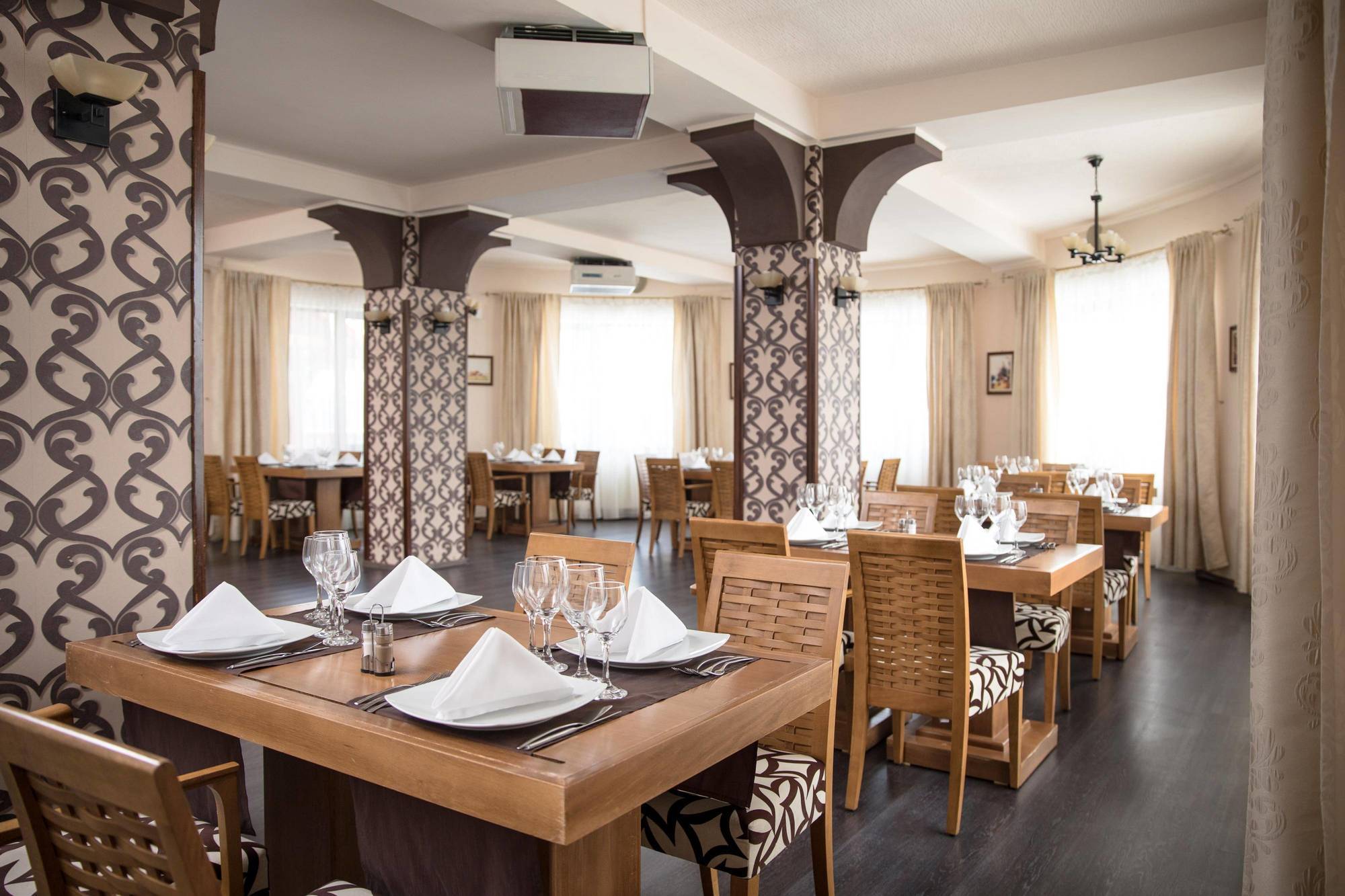 Hotel Rozmarin Predeal Luaran gambar