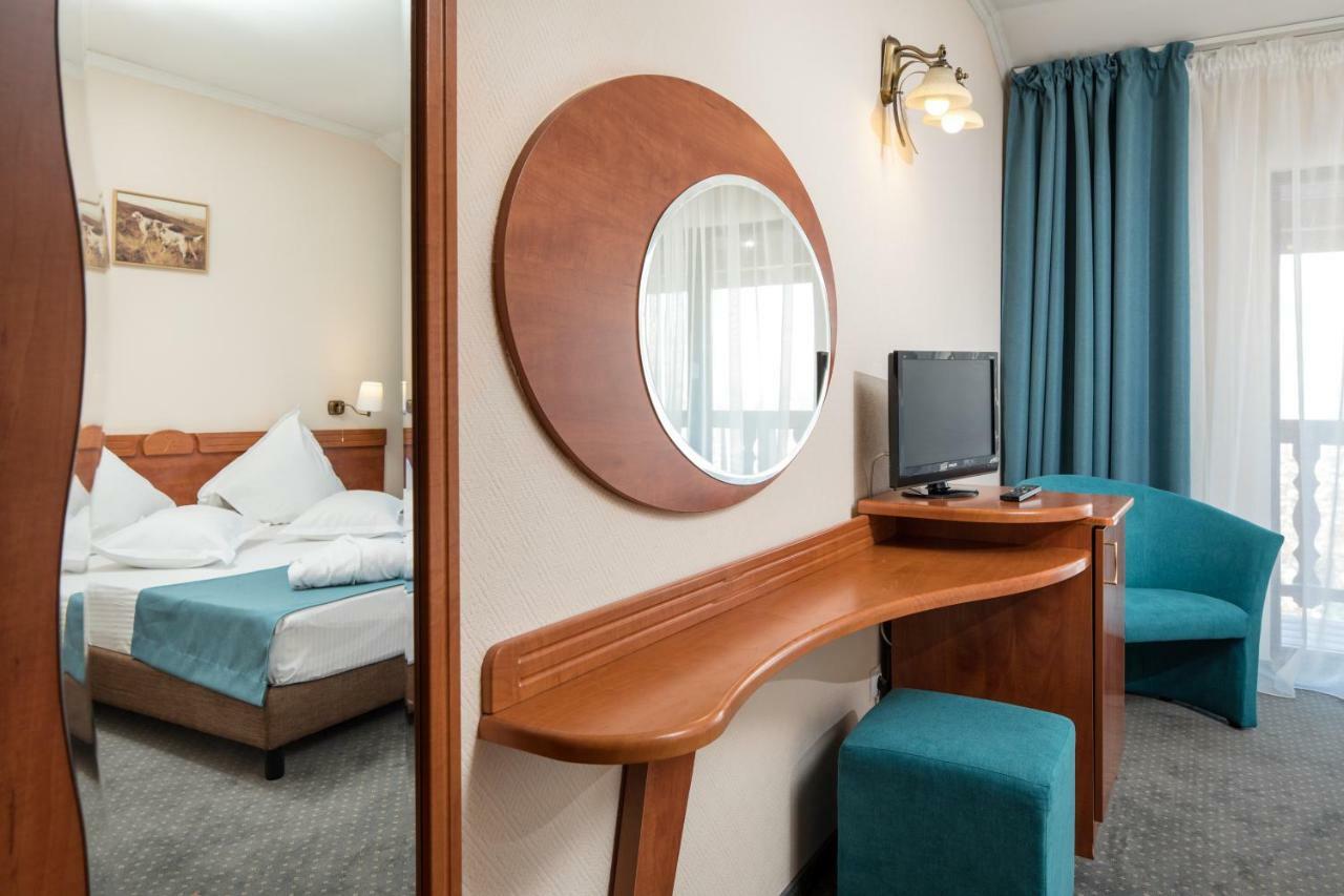Hotel Rozmarin Predeal Luaran gambar
